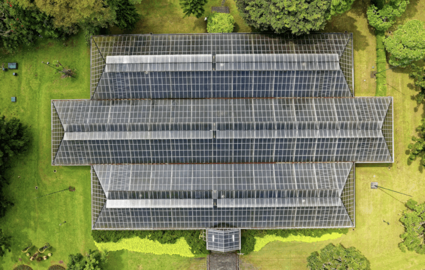 太陽能發電原理為何？解析常見發電系統、類型、發電效率！
